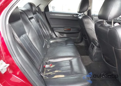 2009 Chrysler 300C Hemi from USA, damaged, VIN 2C3LA63T69H529677